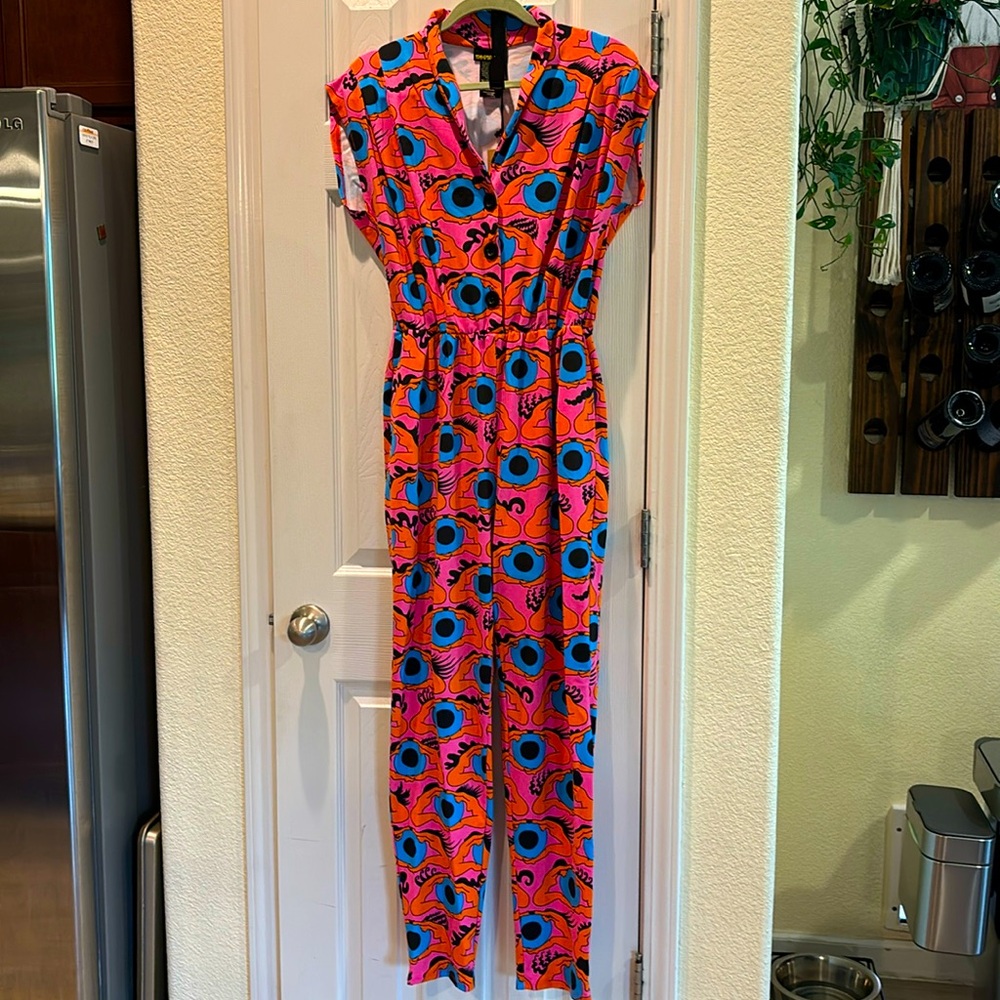 Nooworks “Magic suit” pantsuit in size Large with graphic print. New with tags.